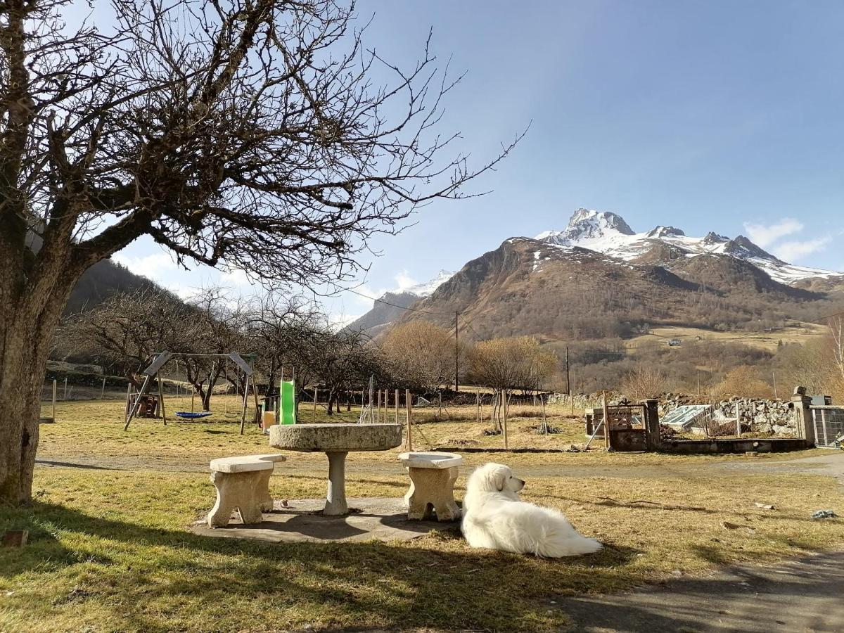 Aux D'Estaing Croises, Gite De Montagne Accessible A Tous Экстерьер фото